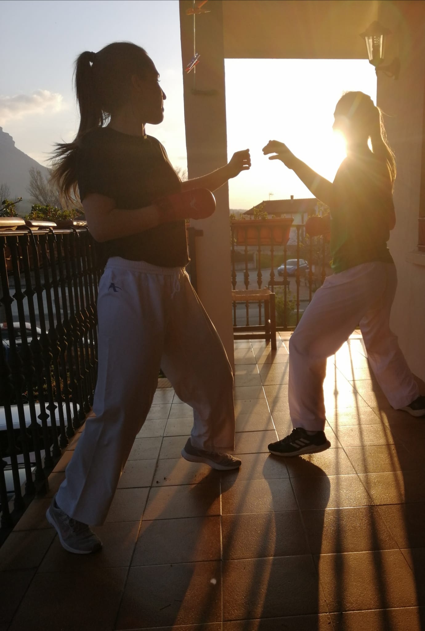 #YoEntrenoEnCasa con Laura Urra